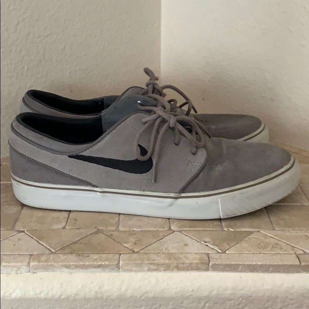 Stefan Janoski Gray Nubuck shoes